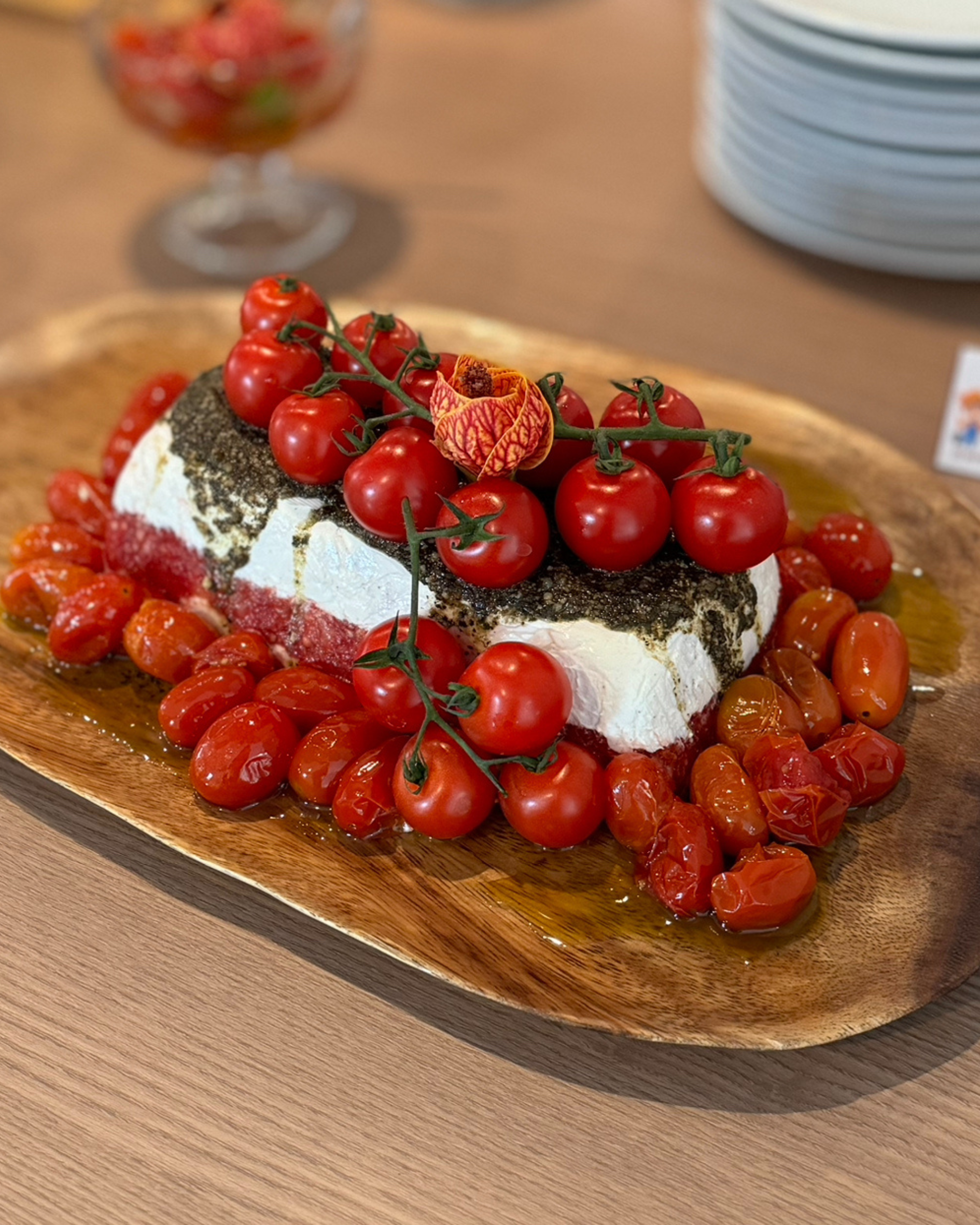 Terrine Pomodoro com molho pesto