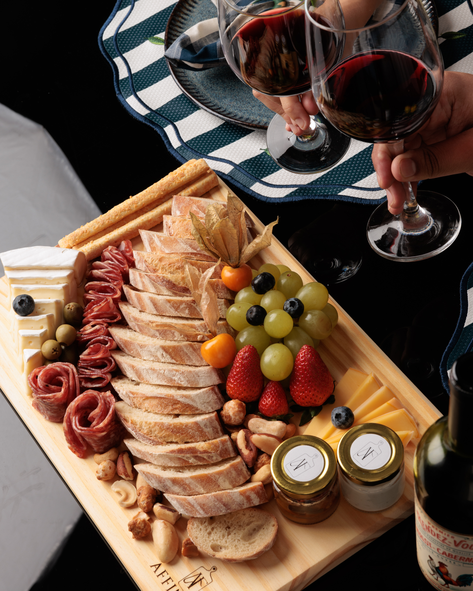 Seu Jantar com Affinato — composição